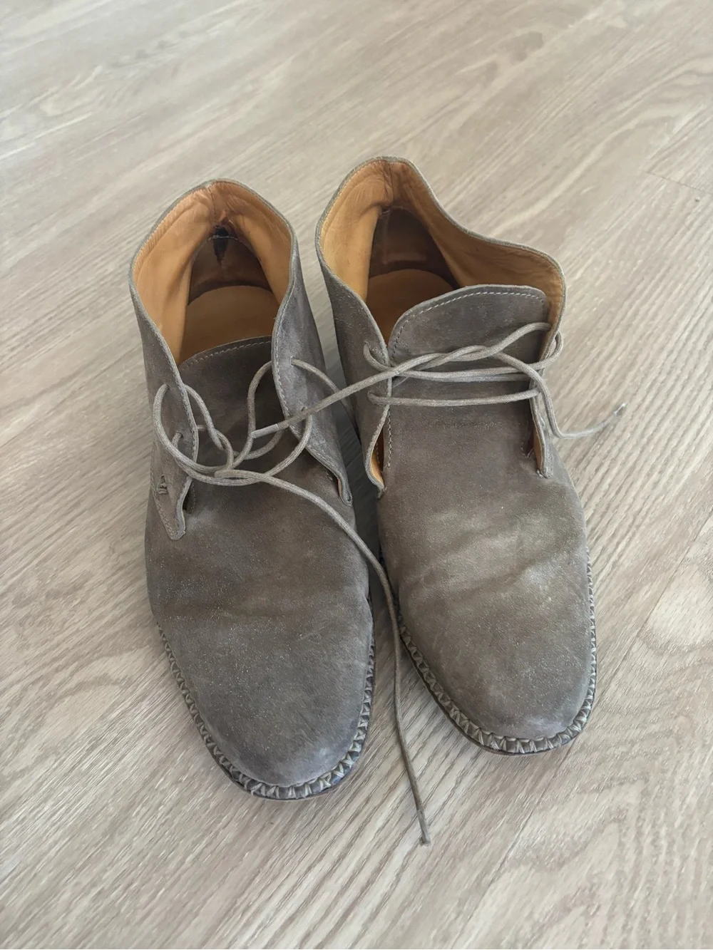 Johny Varvatos Men's Suede Lace-Up Desert Shoes in Taupe 11.5